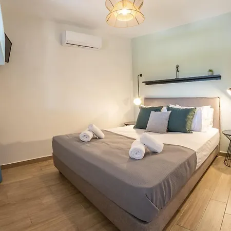 Apartamento Anelia's & Lydia's Design Swimming Pool Nikiana